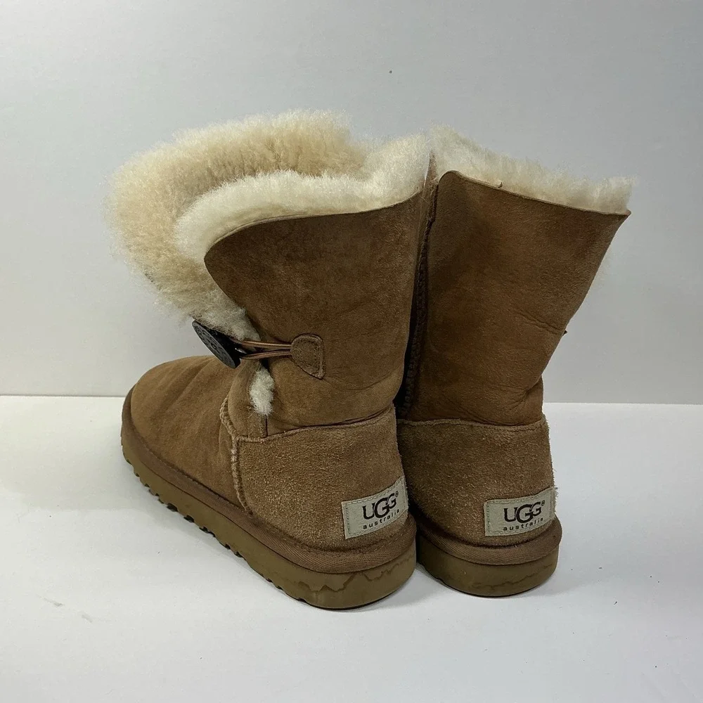 UGG Bailey Button Classic Boots Women Sz 5 Chestnut Brown Suede Leather Faux Fur